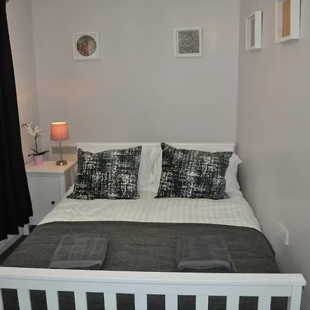 Cambridge Street 1 Bedroom Flat Apartment *